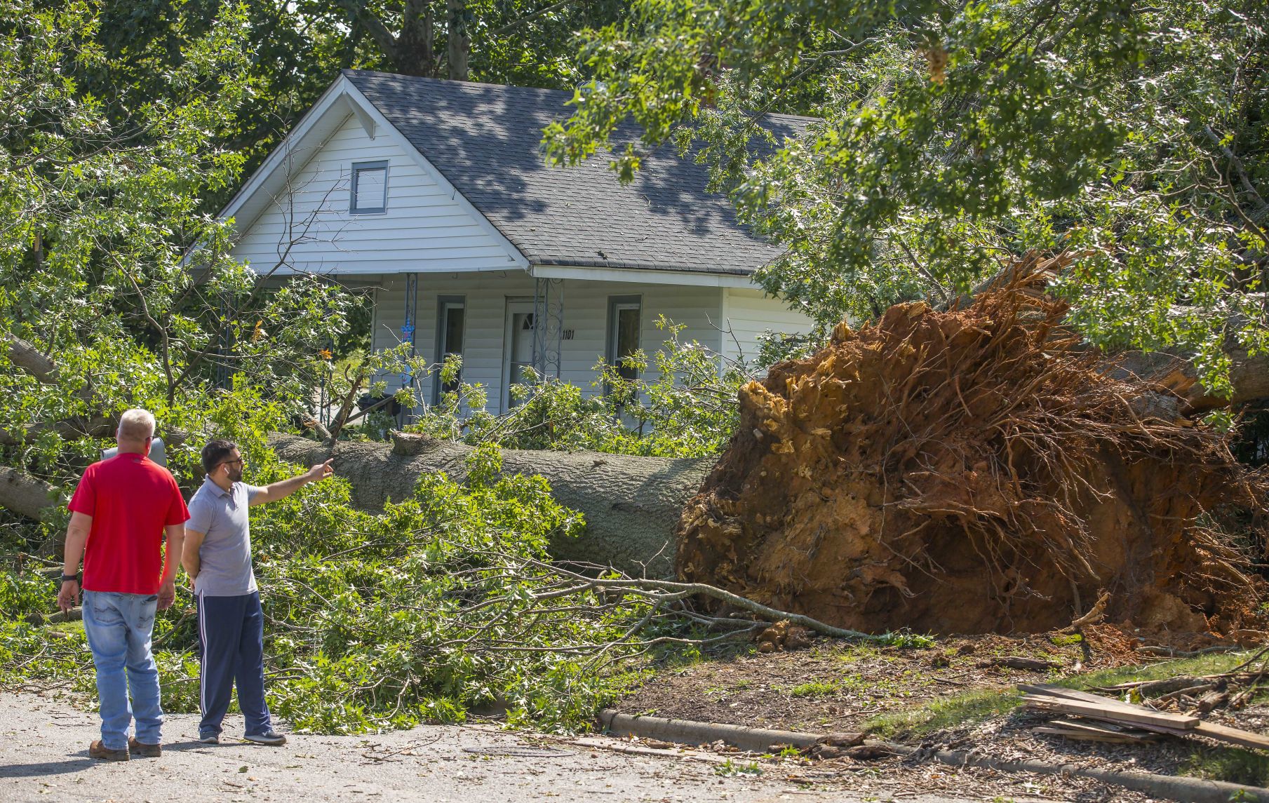 High Point cleans up from storm damage